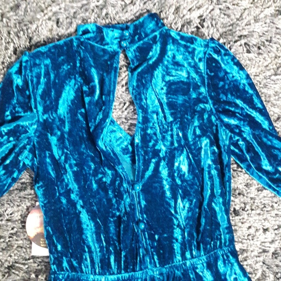 NWT Bebop Collar Long Sleeve Romper - Picture 4 of 4